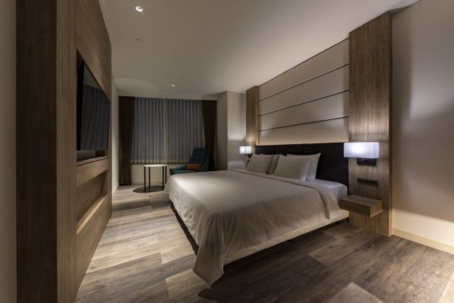 Solaria Hotel King room 640x427 1